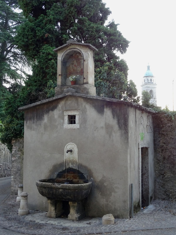Giro del Monteghello -  sentiero F1 (Rovereto)